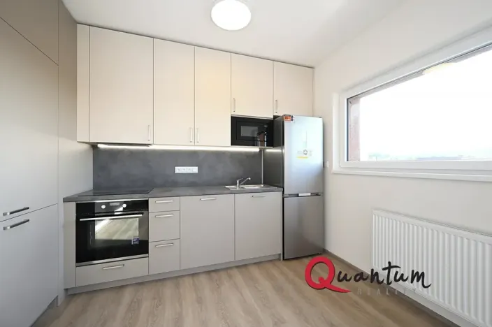 Pronájem bytu 2+kk, Praha - Vysočany, Poděbradská, 50 m2