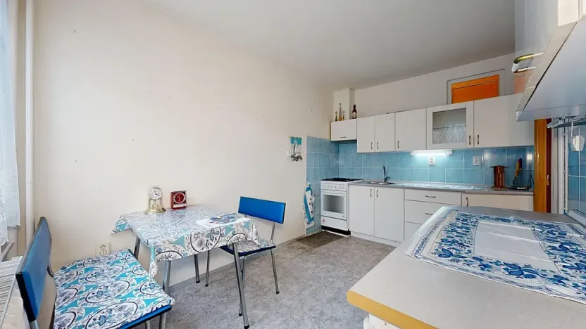 Prodej bytu 3+1, Pardubice, Družby, 78 m2