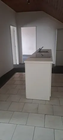 Pronájem kanceláře, Praha - Strašnice, Sečská, 180 m2