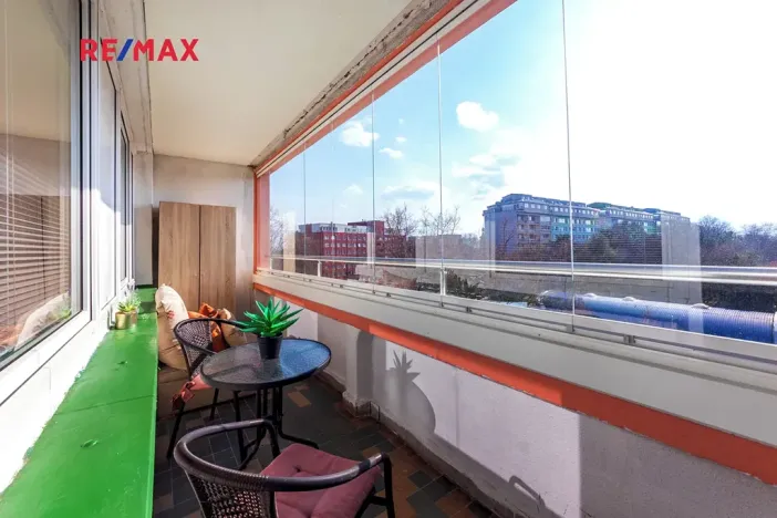 Prodej bytu 1+kk, Praha - Prosek, Vysočanská, 37 m2