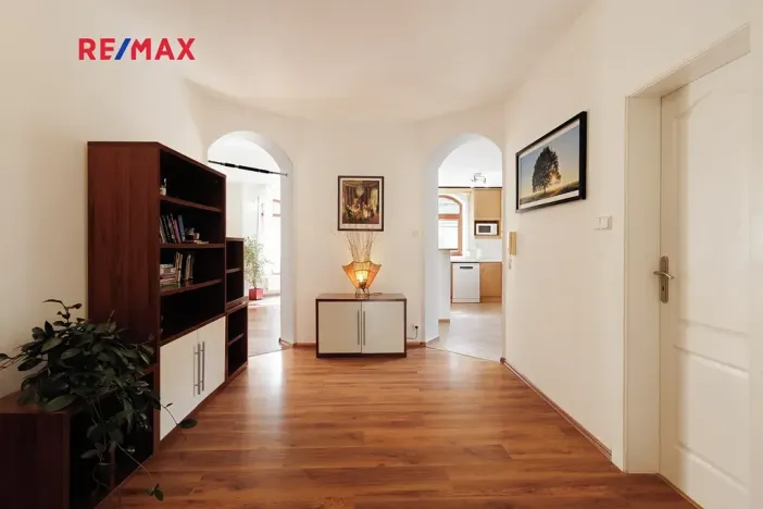 Prodej rodinného domu, Tuchoměřice, Ke Statenicím, 347 m2