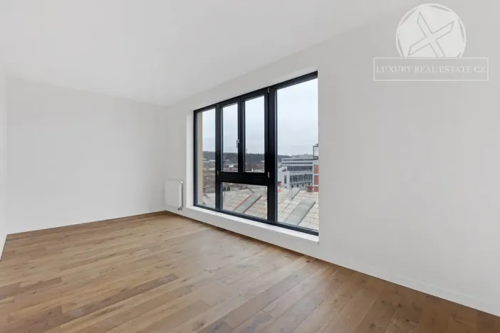 Prodej bytu 2+kk, Praha - Vysočany, V Předním Hloubětíně, 72 m2