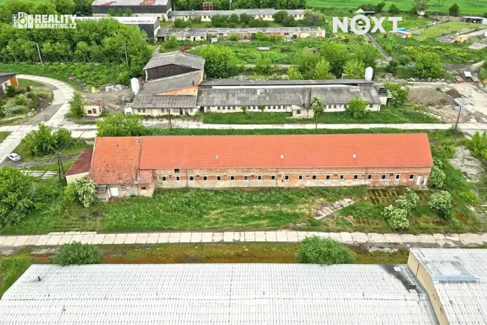 Prodej skladu, Letonice, 1758 m2