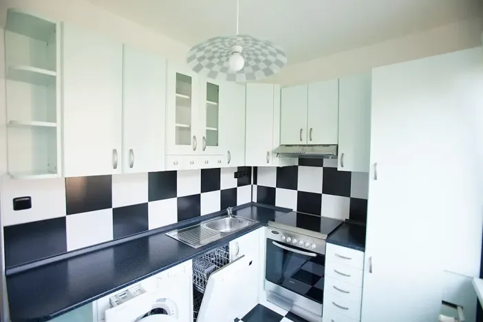 Prodej bytu 2+1, Praha, K lučinám, 54 m2