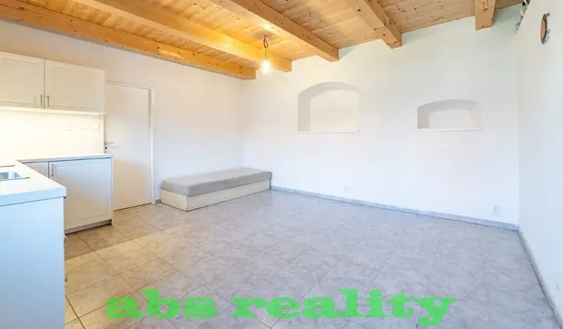 Prodej rodinného domu, Kostomlátky, 220 m2