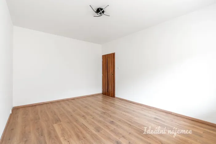 Pronájem bytu 2+1, Praha - Háje, Starobylá, 60 m2