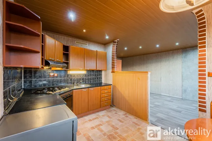 Pronájem bytu 3+1, Neratovice, Dr. E. Beneše, 68 m2