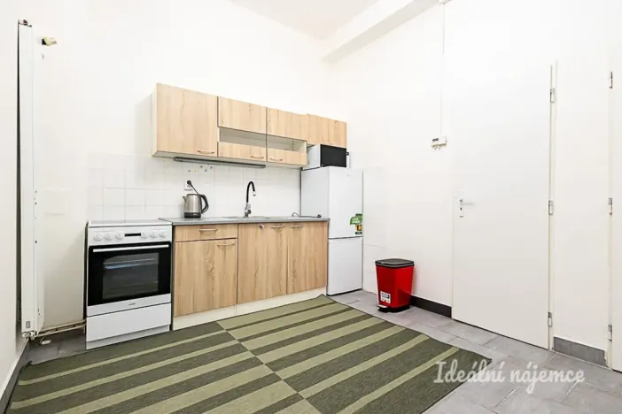 Pronájem bytu 2+kk, Praha - Smíchov, Svornosti, 47 m2