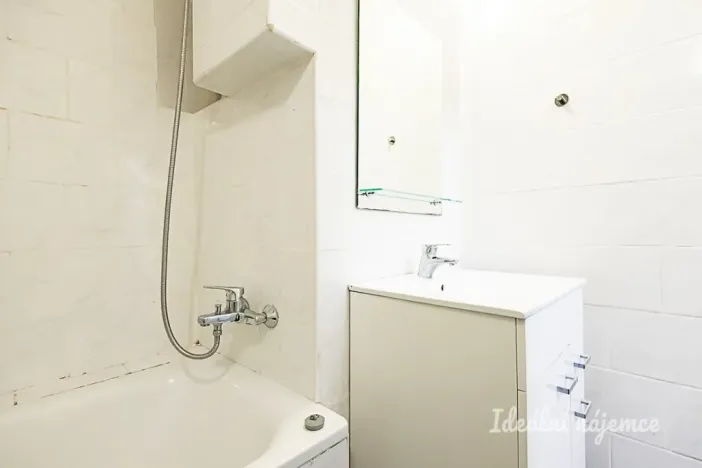 Pronájem bytu 2+kk, Praha - Smíchov, Svornosti, 47 m2