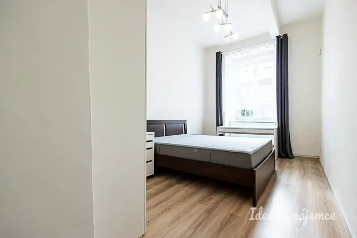 Pronájem bytu 2+kk, Praha - Smíchov, Svornosti, 47 m2