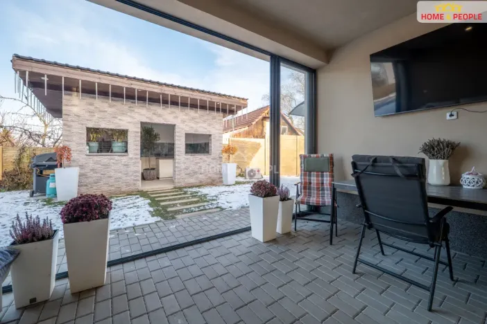 Prodej komerční nemovitosti, Rostoklaty - Nová Ves II, 166 m2