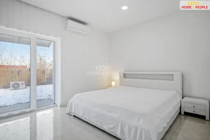 Prodej komerční nemovitosti, Rostoklaty - Nová Ves II, 166 m2