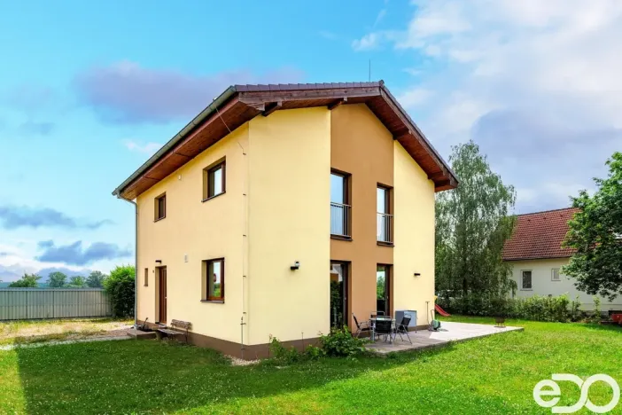 Pronájem rodinného domu, Skorkov - Otradovice, 140 m2