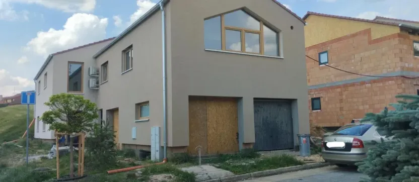 Prodej bytu 3+kk, Holubice, 81 m2
