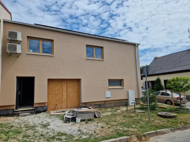 Prodej bytu 3+kk, Holubice, 81 m2