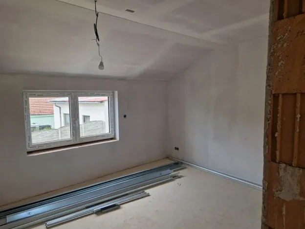 Prodej bytu 3+kk, Holubice, 81 m2