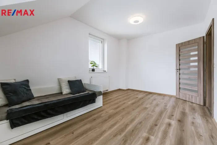 Pronájem rodinného domu, Bašť, Kostelecká, 123 m2