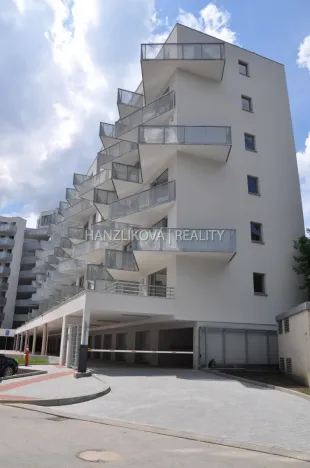 Pronájem bytu 1+kk, České Budějovice - České Budějovice 2, Volejbalistů, 28 m2