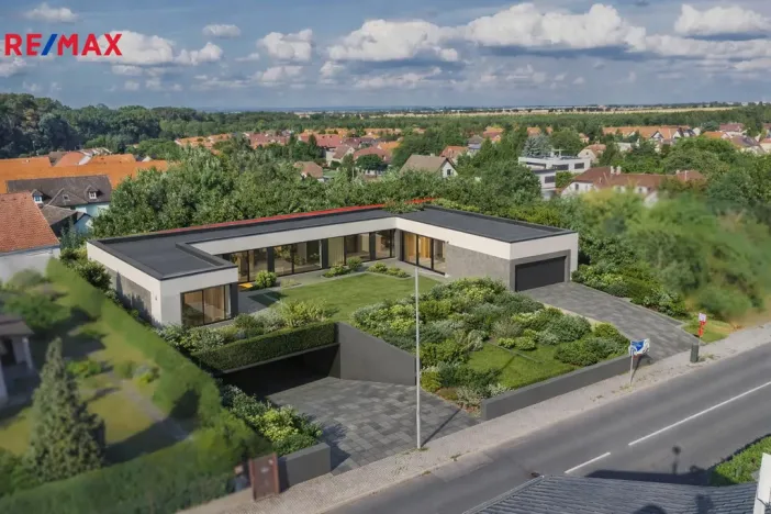 Prodej pozemku pro bydlení, Praha, 2143 m2