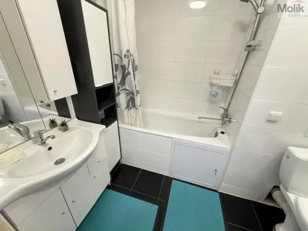 Prodej bytu 3+1, Krupka - Maršov, Dukelských hrdinů, 68 m2