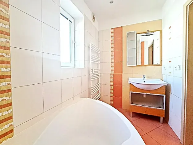 Pronájem bytu 3+kk, Zlín, třída Tomáše Bati, 79 m2