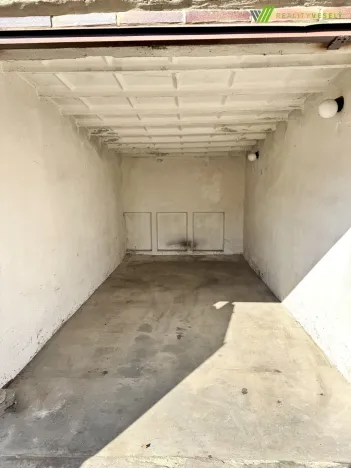 Pronájem garáže, Brno, Urxova, 18 m2