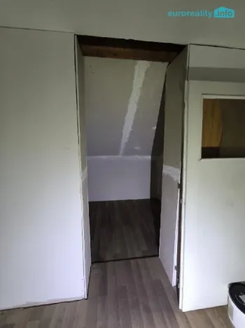 Prodej obchodního prostoru, Dobrná, 288 m2