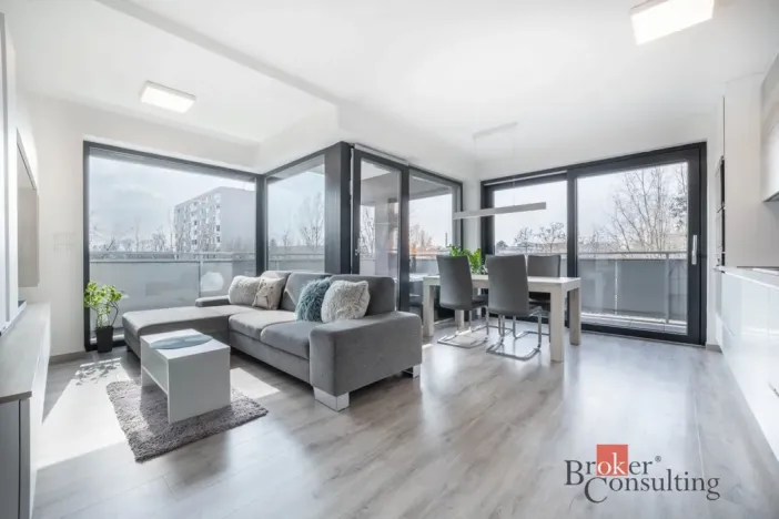 Prodej bytu 3+kk, Hodonín, Očovská, 67 m2