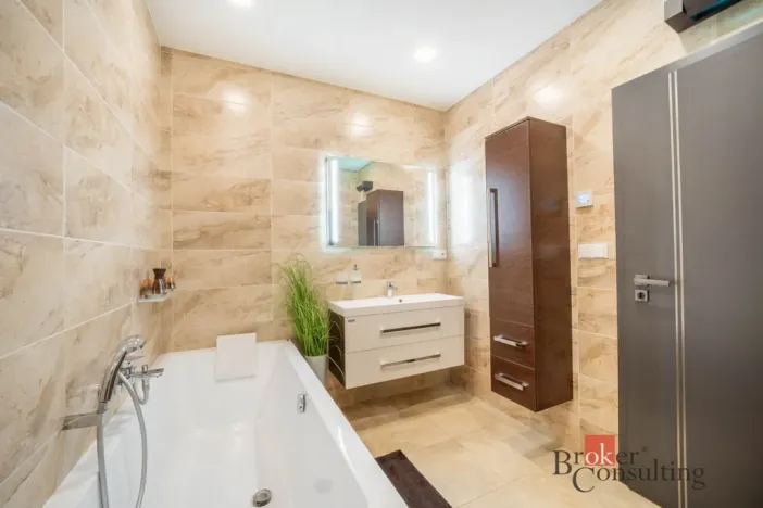 Prodej bytu 3+kk, Hodonín, Očovská, 67 m2