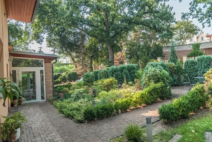 Prodej ubytování, Teplice, Vrchlického, 1500 m2