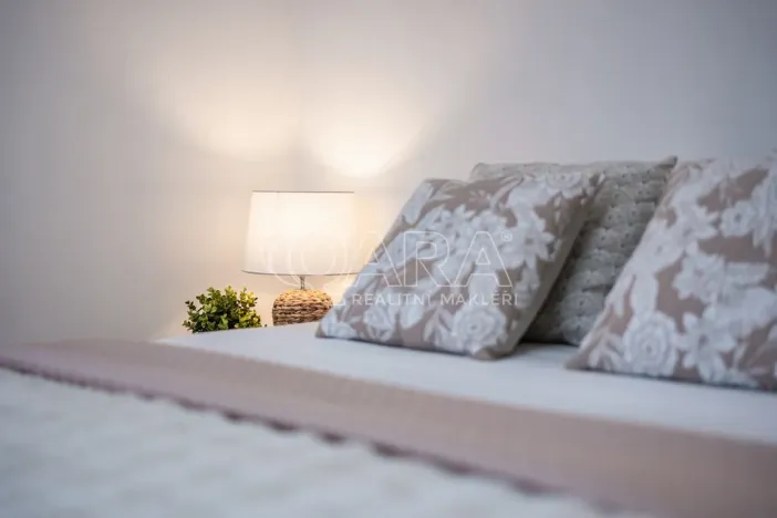 Prodej bytu 2+1, Unhošť, Komenského, 52 m2