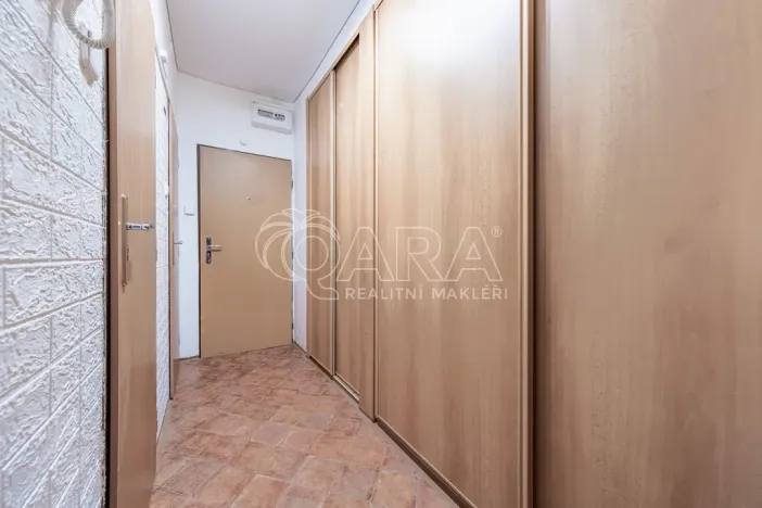 Prodej bytu 2+1, Unhošť, Komenského, 52 m2