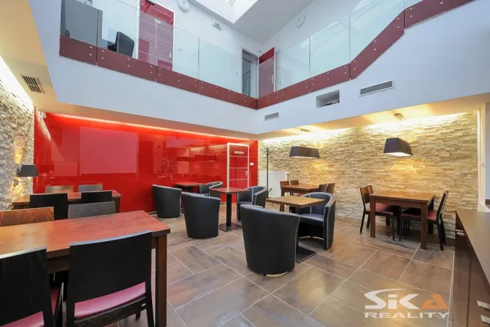 Prodej rodinného domu, Louny, Mírové náměstí, 530 m2