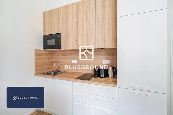 Pronájem bytu 1+kk, Praha - Bubeneč, Veletržní, 28 m2