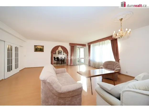 Pronájem kanceláře, Uherské Hradiště, Stojanova, 20 m2