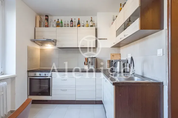 Prodej bytu 2+1, Praha - Kobylisy, Pakoměřická, 61 m2