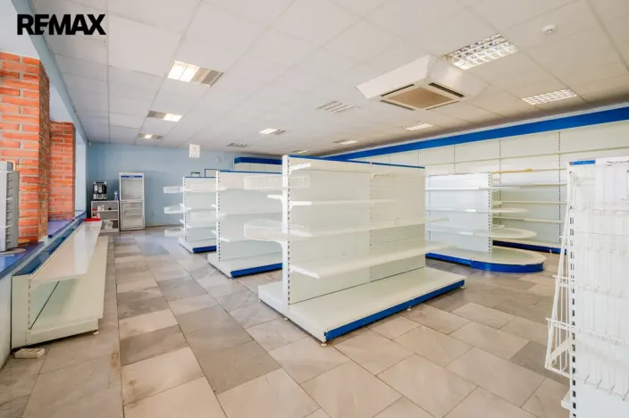 Prodej obchodního prostoru, Rataje nad Sázavou, 200 m2