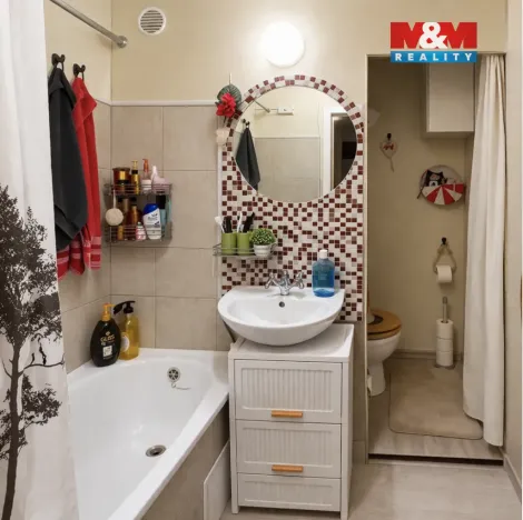 Pronájem bytu 2+kk, Úštěk - Úštěk-Českolipské Předměstí, Sídliště pionýrů, 42 m2