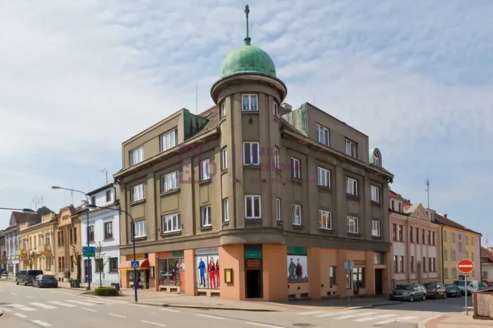 Pronájem bytu 3+kk, Jindřichův Hradec - Jindřichův Hradec II, Sládkova, 61 m2