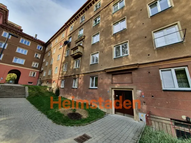 Pronájem bytu 1+1, Ostrava - Poruba, náměstí Jana Nerudy, 37 m2