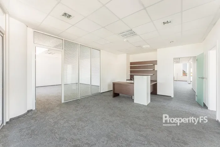 Pronájem kanceláře, Brno - Štýřice, Pražákova, 34 m2