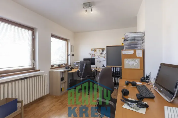 Prodej vily, Praha - Suchdol, Havraní, 246 m2