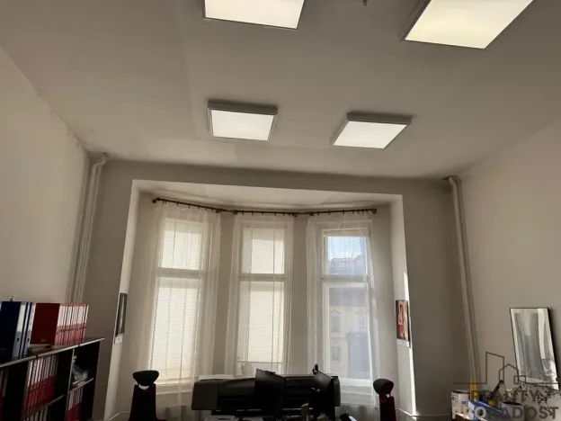 Pronájem kanceláře, Brno, Dominikánské náměstí, 57 m2