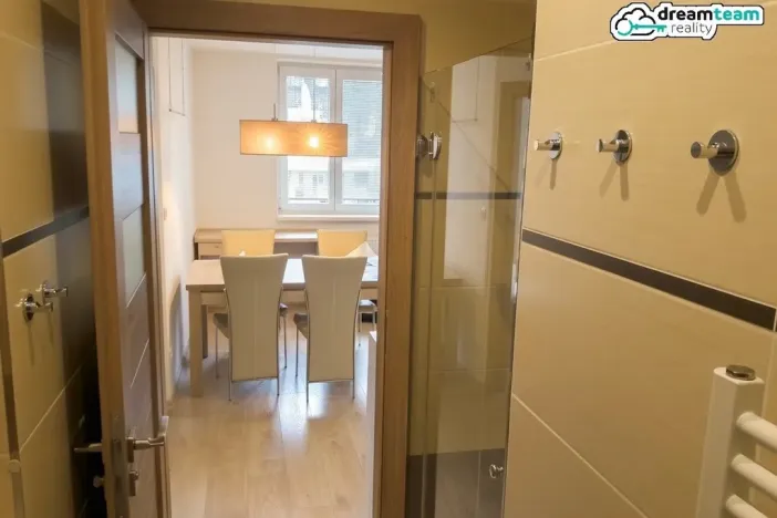 Pronájem bytu 3+kk, Ostrava - Moravská Ostrava, Pelclova, 69 m2