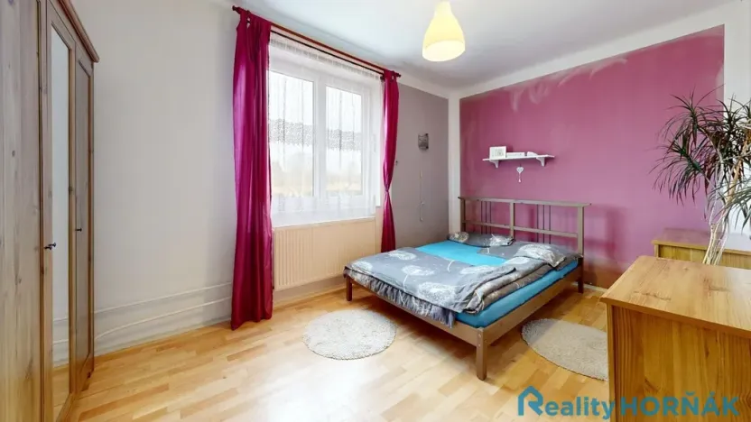 Prodej rodinného domu, Stádlec, 360 m2