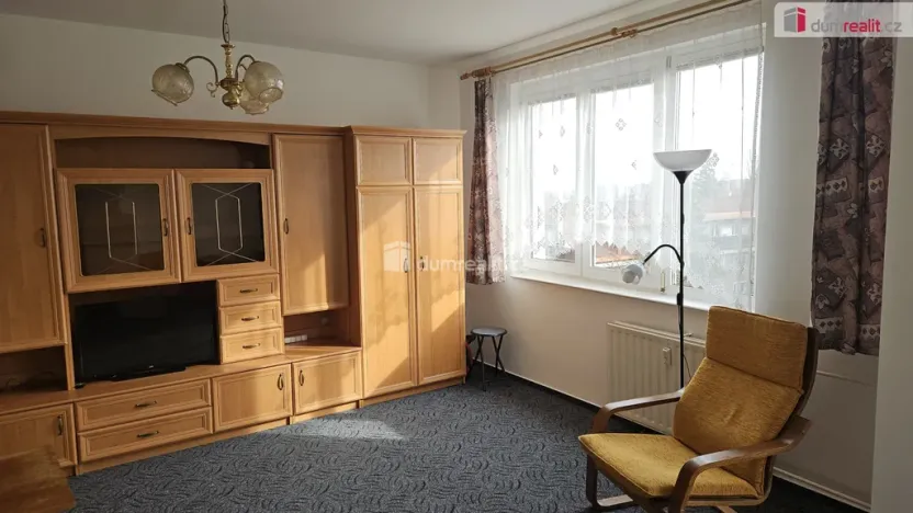 Pronájem bytu 1+kk, Praha - Zličín, Nedašovská, 38 m2