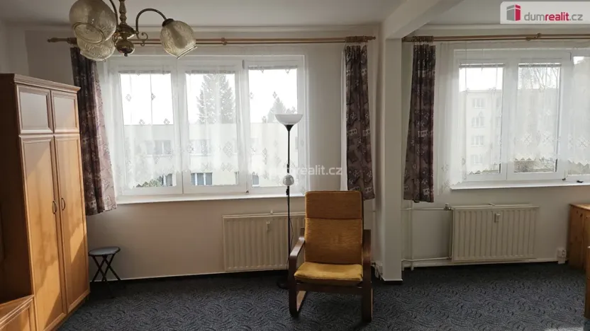 Pronájem bytu 1+kk, Praha - Zličín, Nedašovská, 38 m2