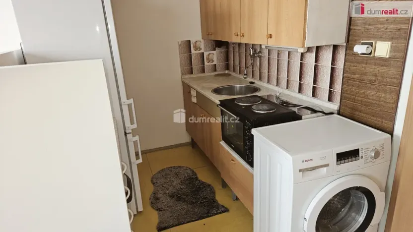 Pronájem bytu 1+kk, Praha - Zličín, Nedašovská, 38 m2