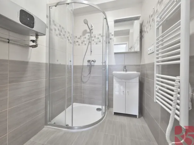 Pronájem bytu 1+kk, Praha - Nusle, Sdružení, 28 m2