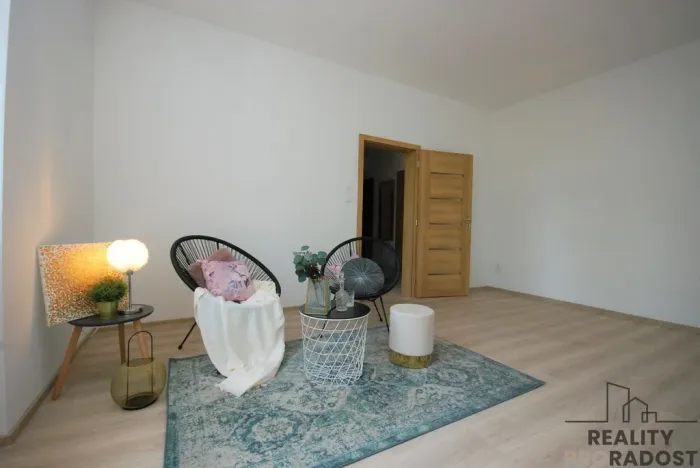 Pronájem bytu 2+kk, Břeclav, Stromořadní, 43 m2